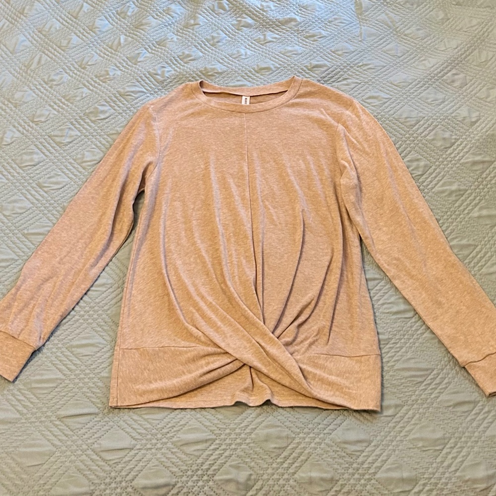 KUOTAI Women’s Oatmeal Colored Long Sleeve Tee, Size Small